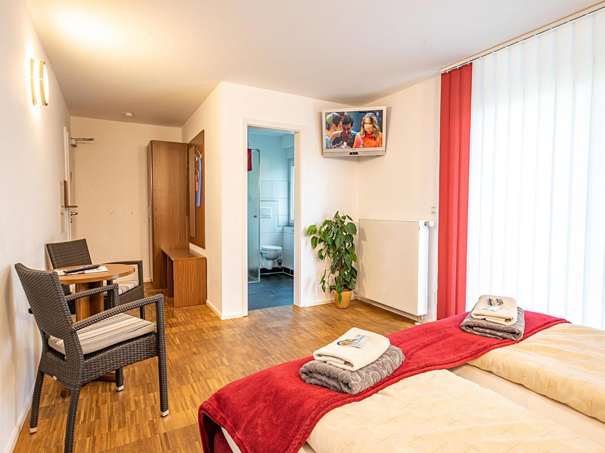 Pension Zum Bergmann Bohlen  Oda fotoğraf